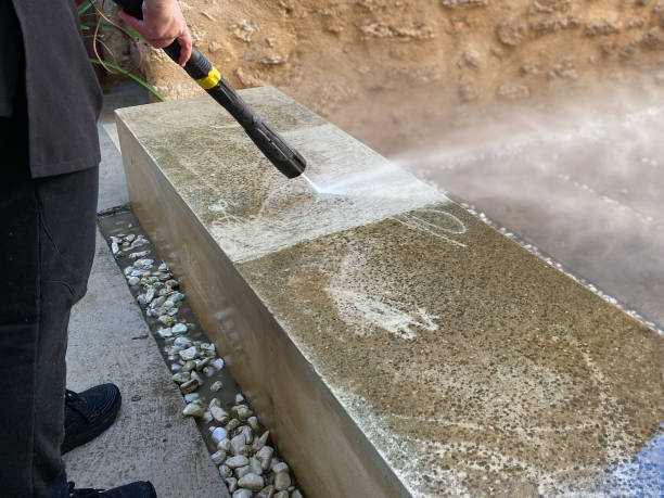 Best Pressure Washing Contractors  in Winfield, MO