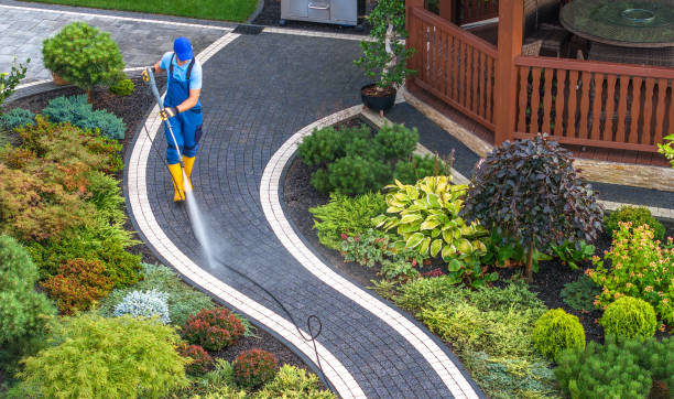 Best Concrete Pressure Washing  in Winfield, MO